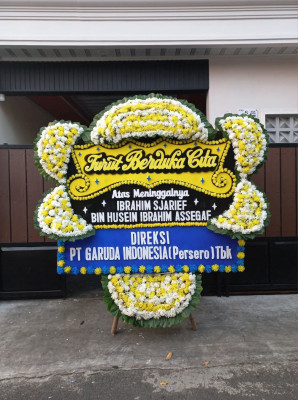 Papan Bunga Duka di Serawai