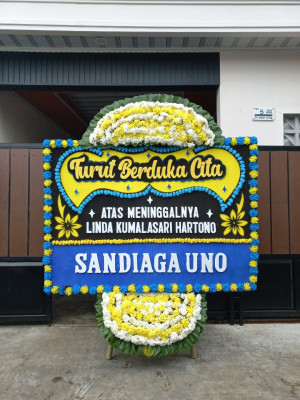 Papan Bunga Duka di Serawai